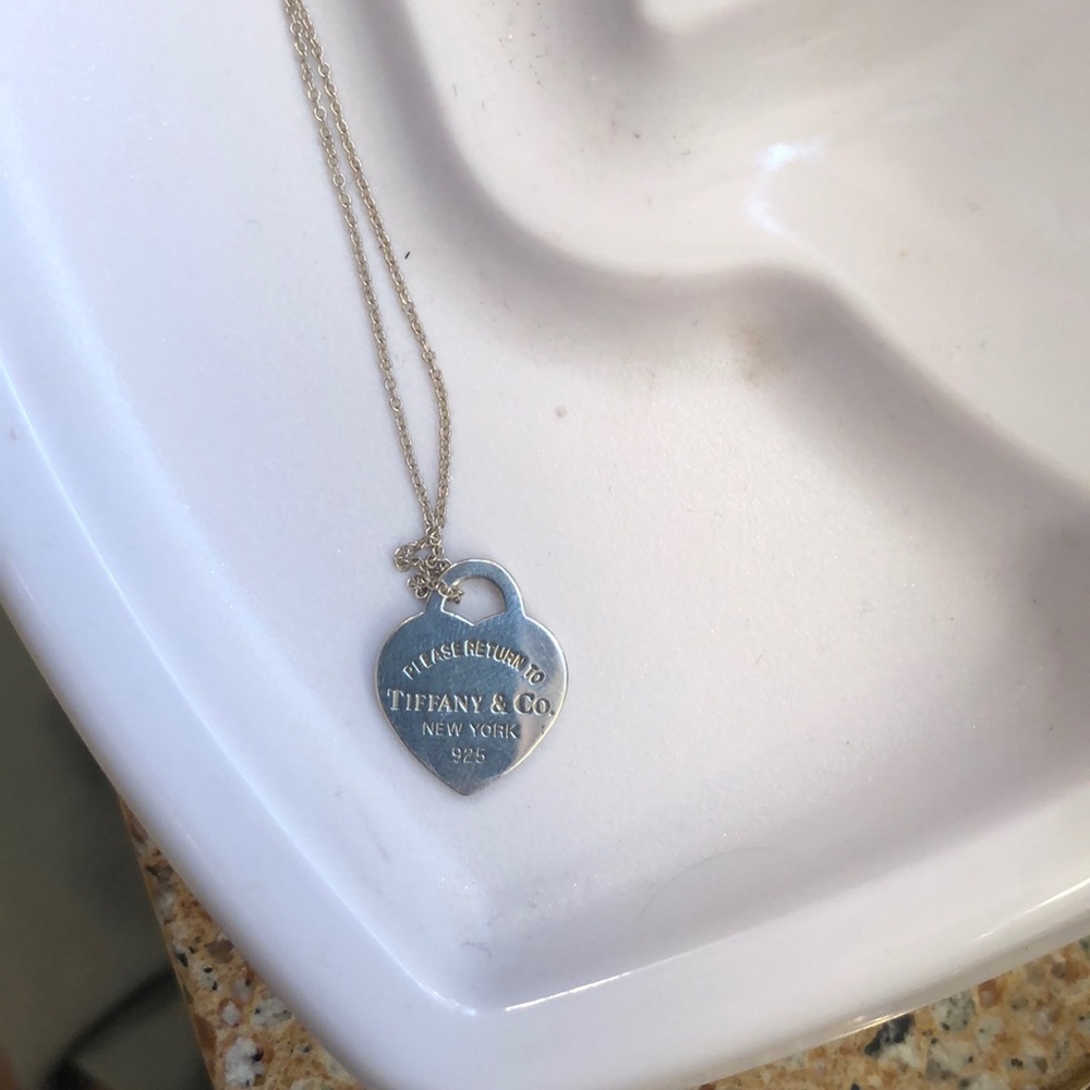 SOLD TIFFANy necklace